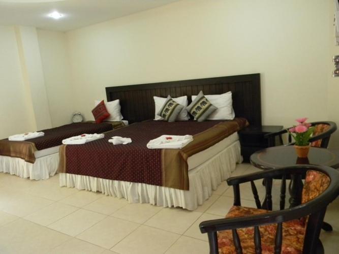 Hill Side Patong Hotel Ruang foto