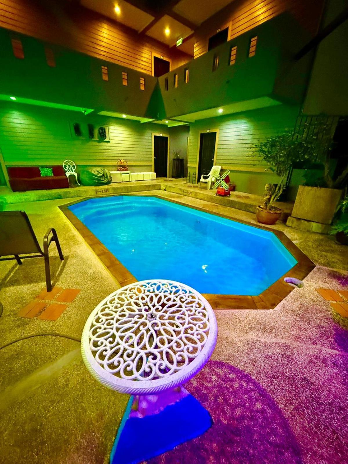Hill Side Patong Hotel Bagian luar foto